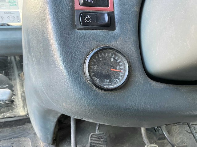 2011 valtra t202 direct vierwielaangedreven landbouwtractor - afbeelding 28 van  33