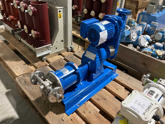 2011 van wijk & boerma 35rl63331 industriële pompunit - afbeelding 1 van  5