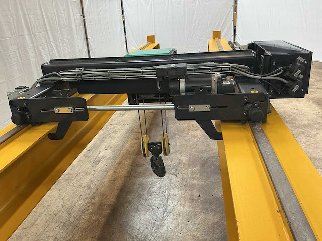2011 verlinde 2.200 kg x 8,16 m bovenloopkraan - afbeelding 2 van  17