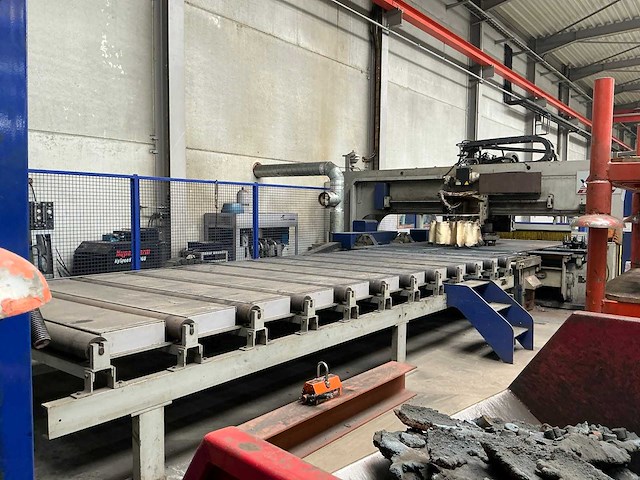 2011 vernet behringer mag b 2025 plasmasnijmachine + donaldson afzuiginstallatie - afbeelding 22 van  28