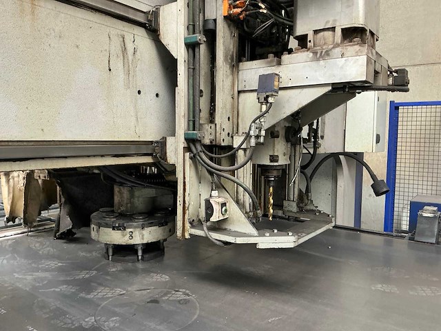 2011 vernet behringer mag b 2025 plasmasnijmachine + donaldson afzuiginstallatie - afbeelding 1 van  8
