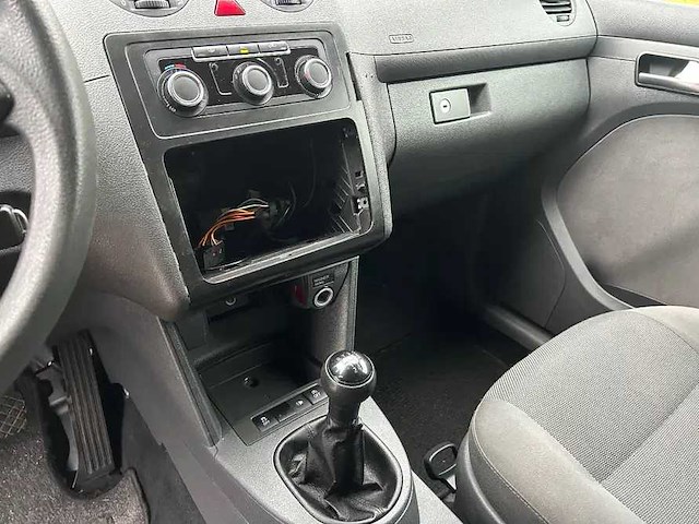 2011 volkswagen caddy 1.6 bedrijfswagen - afbeelding 2 van  11