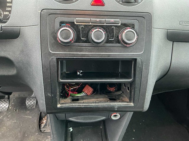 2011 volkswagen caddy bedrijfswagen - afbeelding 4 van  21