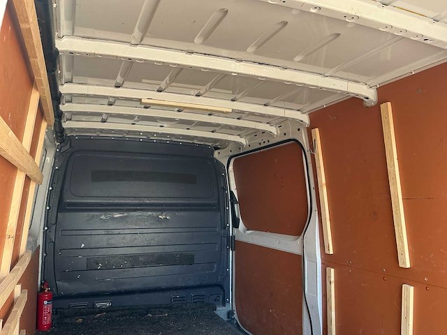 2011 volkswagen crafter 30 2.0 tdi l2h2 bedrijfswagen - afbeelding 17 van  27