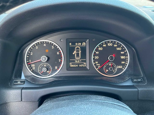 2011 volkswagen tiguan 1.4 tsi sport&style personenauto - afbeelding 4 van  5