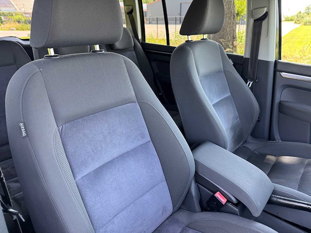 2011 volkswagen touran 1.2 tsi highl. bluem 26-rtt-2 - afbeelding 3 van  23