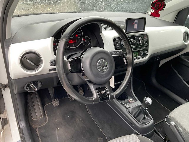 2011 volkswagen up! 1.0 high up! bluem. personenauto - afbeelding 6 van  24