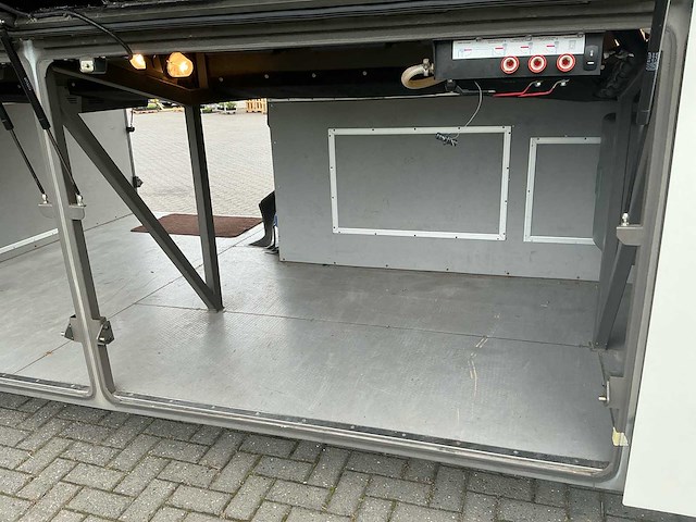 2011 volvo 9500 touringcar - afbeelding 39 van  47