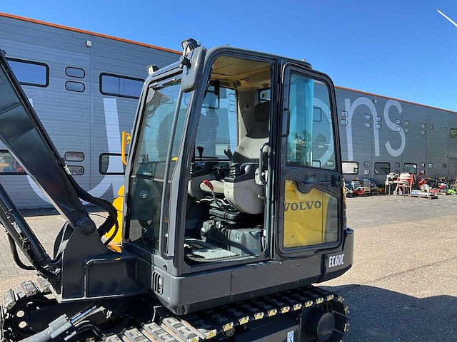 2011 volvo ec60c midigraafmachine - afbeelding 13 van  29