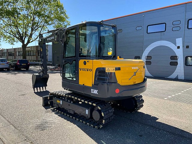 2011 volvo ec60c midigraafmachine - afbeelding 23 van  29