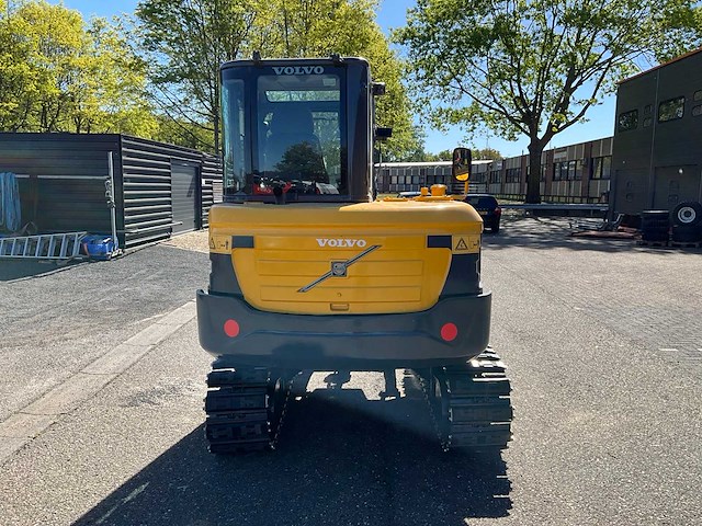 2011 volvo ec60c midigraafmachine - afbeelding 24 van  29