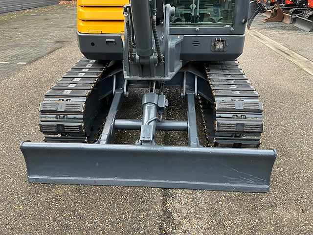 2011 volvo ec60c midigraafmachine - afbeelding 13 van  32