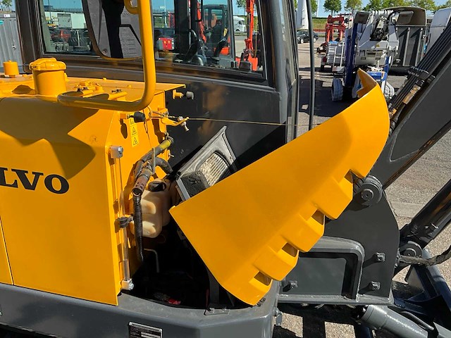 2011 volvo ec60c midigraafmachine - afbeelding 15 van  23