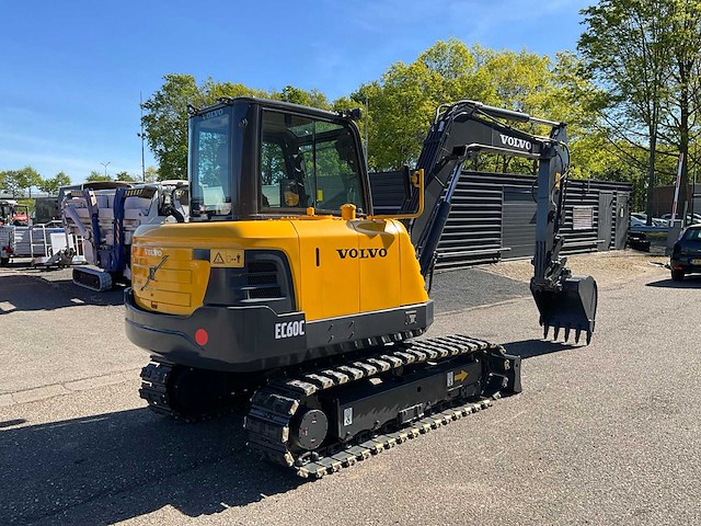 2011 volvo ec60c midigraafmachine - afbeelding 19 van  23