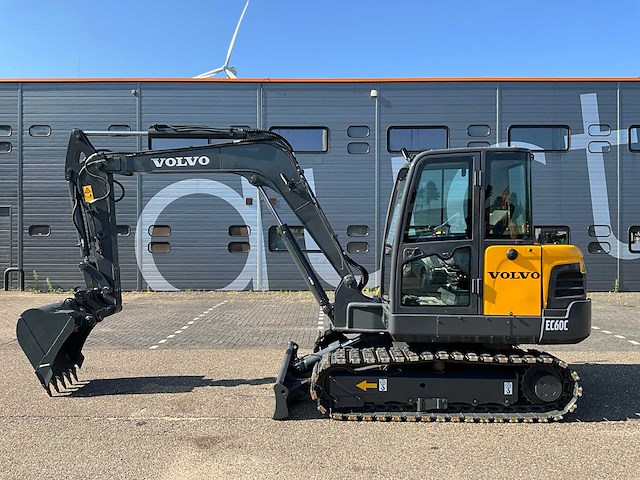 2011 volvo ec60c midigraafmachine - afbeelding 11 van  22
