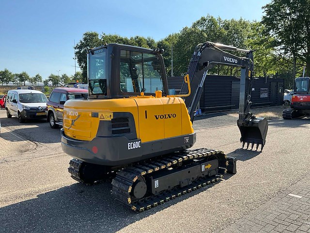 2011 volvo ec60c midigraafmachine - afbeelding 18 van  22