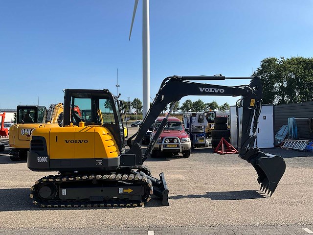 2011 volvo ec60c midigraafmachine - afbeelding 19 van  22