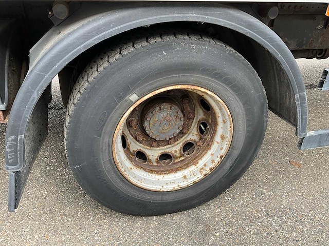 2011 volvo fl240 koel/vries vrachtwagen - afbeelding 28 van  43