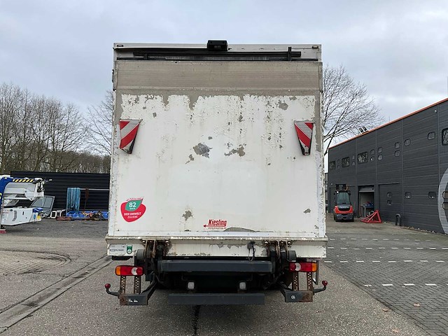 2011 volvo fl240 koel/vries vrachtwagen - afbeelding 21 van  43