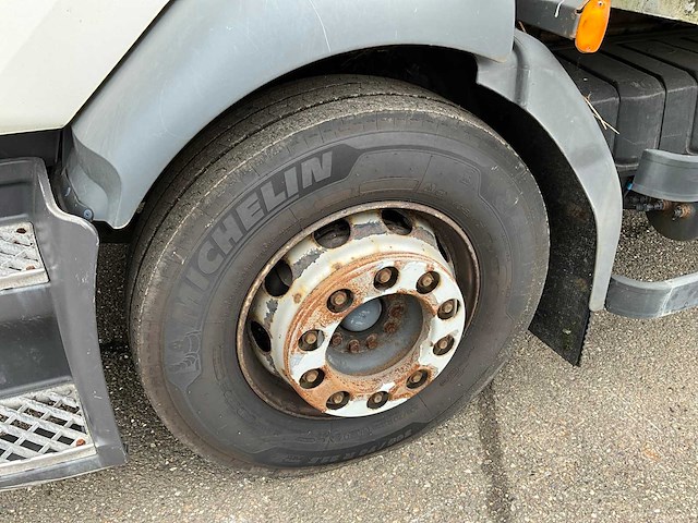 2011 volvo fl240 koel/vries vrachtwagen - afbeelding 27 van  43