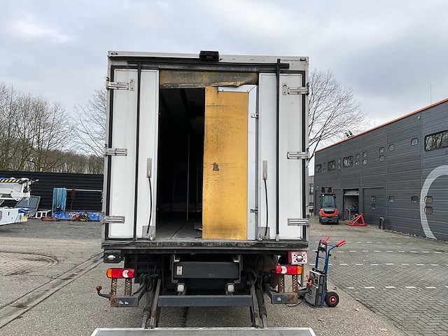2011 volvo fl240 koel/vries vrachtwagen - afbeelding 20 van  43