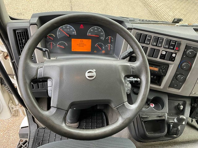 2011 volvo fl240 koel/vries vrachtwagen - afbeelding 5 van  43