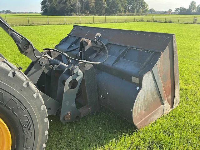 2011 volvo l45f shovel - afbeelding 29 van  58