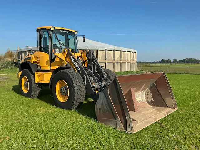 2011 volvo l45f shovel - afbeelding 9 van  44
