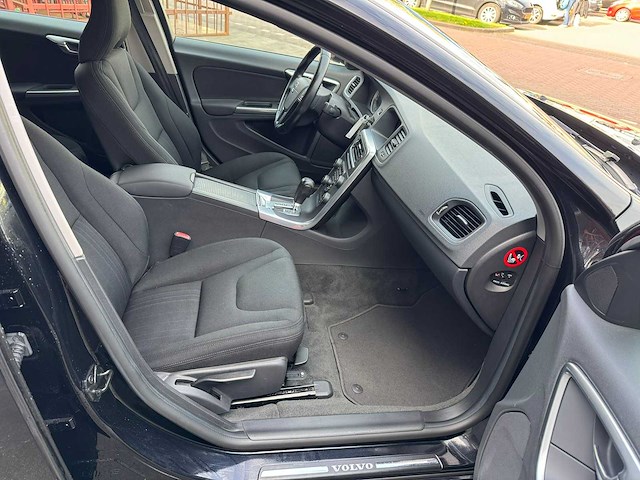 2011 volvo s60 1.6 t4 kinetic automaat 01-rsx-6 - afbeelding 25 van  27