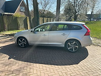 2011 volvo v60 1.6 t4 kinetic personenauto - afbeelding 12 van  23