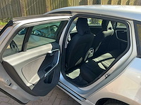 2011 volvo v60 1.6 t4 kinetic personenauto - afbeelding 18 van  23