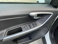 2011 volvo xc60 3.2 awd - afbeelding 6 van  31