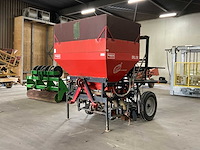 2011 warrens delta plater drill six uien planter - afbeelding 1 van  15