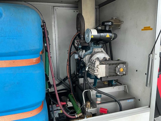 2011 waterkracht high pressure-cleaner - afbeelding 4 van  39