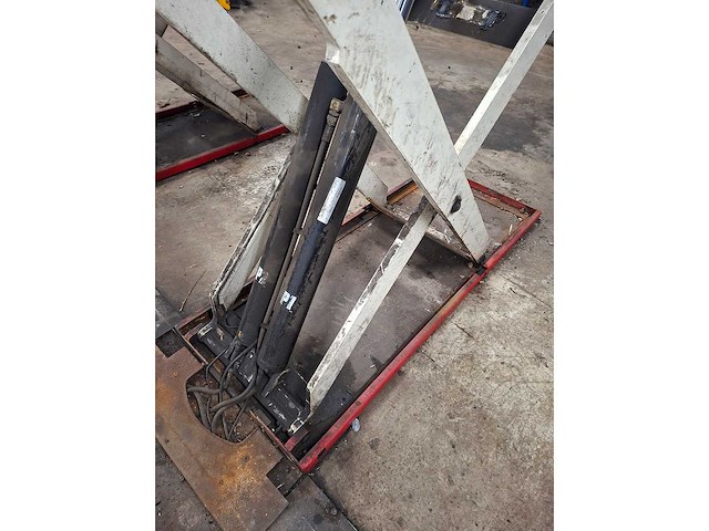 2011 werther international stratos srm schaarhefbrug 3,2ton - afbeelding 4 van  7