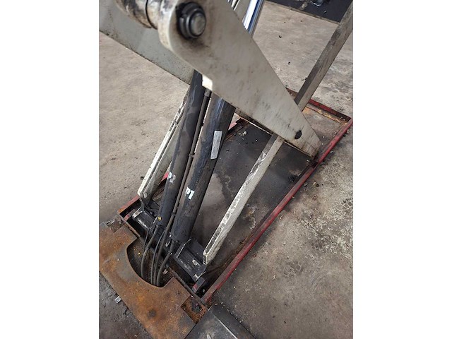 2011 werther international stratos srm schaarhefbrug 3,2ton - afbeelding 5 van  7