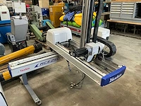2011 yushin rcll 2500 uithaal robot
