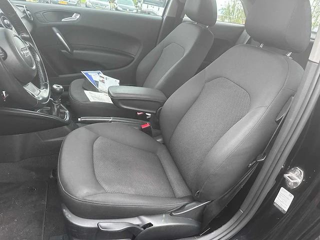 2012 - audi - a1 - 1.2 tfsi attraction - l-679-ls - afbeelding 5 van  17