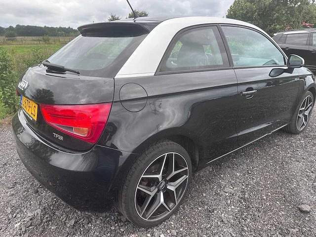 2012 - audi - a1 - 1.2 tfsi attraction - l-679-ls - afbeelding 12 van  17