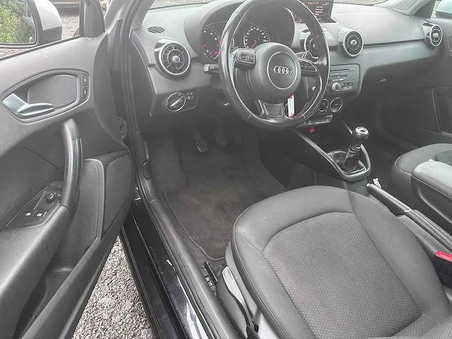 2012 - audi - a1 - 1.2 tfsi attraction - l-679-ls - afbeelding 15 van  17
