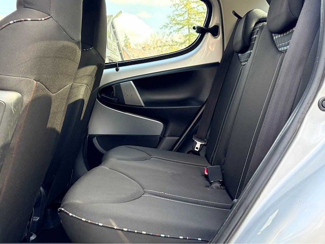 2012 - citroen - c1 1.0 tendance - personenauto - afbeelding 2 van  15