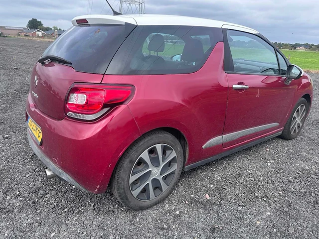 2012 - citroen - ds3 - 1.2 vti chic - 78-zjr-8 - afbeelding 10 van  15