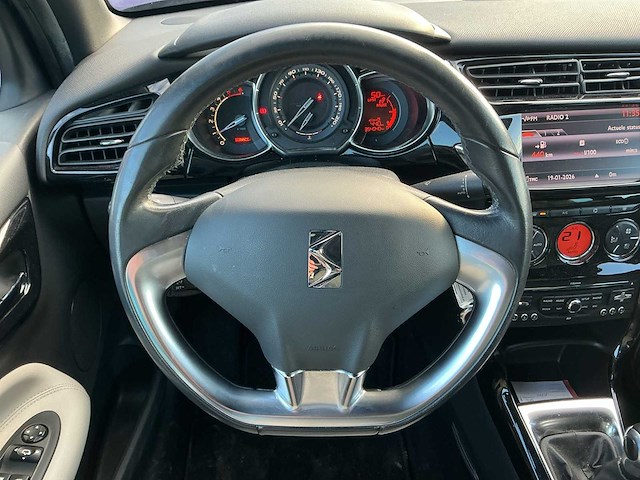 2012 - citroen - ds3 - 1.6 e-hdi so chic - personenauto - afbeelding 13 van  13