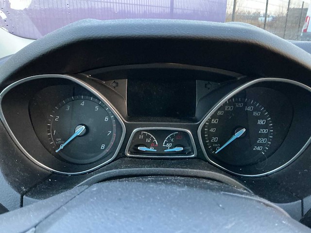 2012 - ford - focus - 1.0 ecob. titanium - personenauto - afbeelding 2 van  12