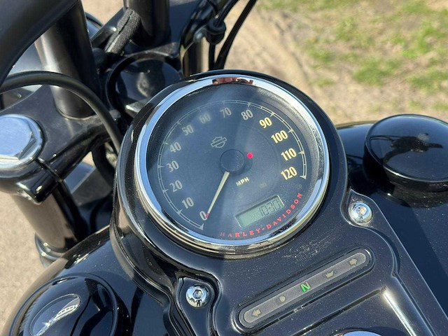 2012 - harley davidson - chopper - 96 fxdc dyna super glide cust - motorfiets - afbeelding 16 van  23