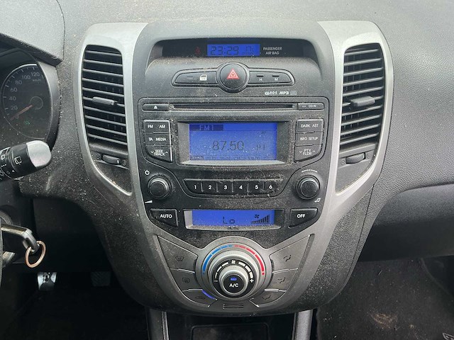 2012 - hyundai - ix20 - 1.4 crdi i-vision - personenauto - afbeelding 10 van  12