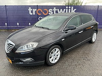 2012 - lancia - delta - 1.6-16v silver - personenauto - afbeelding 1 van  4