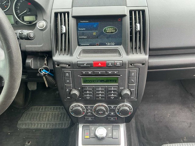 2012 - land rover - freelander - 2.2 td4 se - personenauto - afbeelding 7 van  10