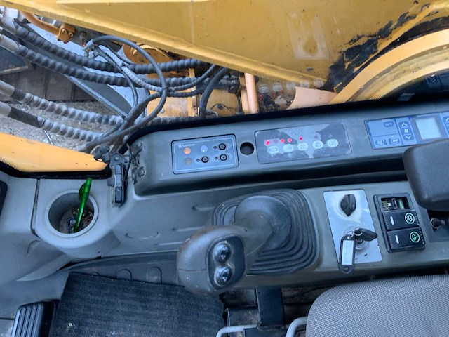 2012 - liugong - clg925ll - tracked excavator - afbeelding 26 van  37