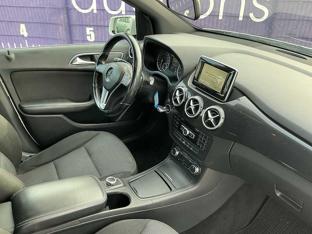 2012 - mercedes-benz - 2012 - b-klasse - 180 ambition - personenauto - afbeelding 10 van  12